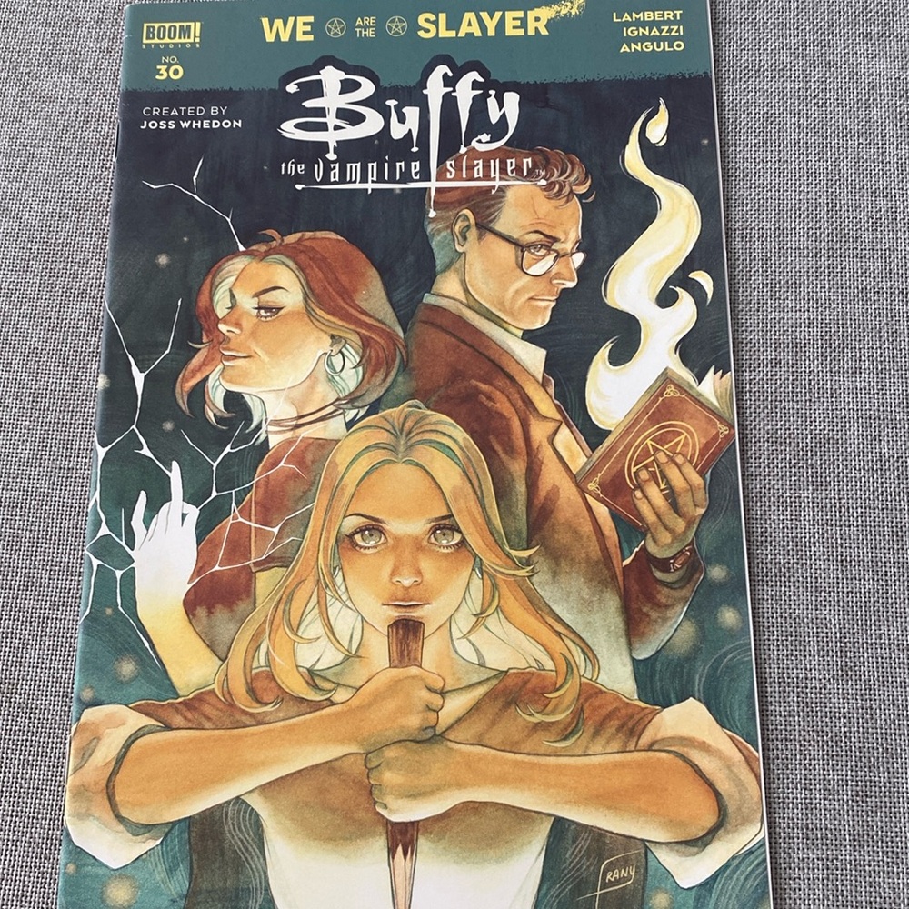 Buffy the Vampire Slayer comic book. No packaging, excellent condition.